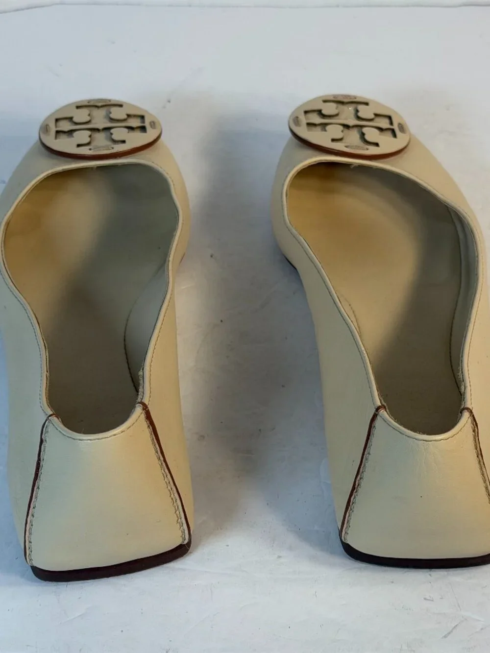 TORY BURCH SIZE 8.5 FLATS